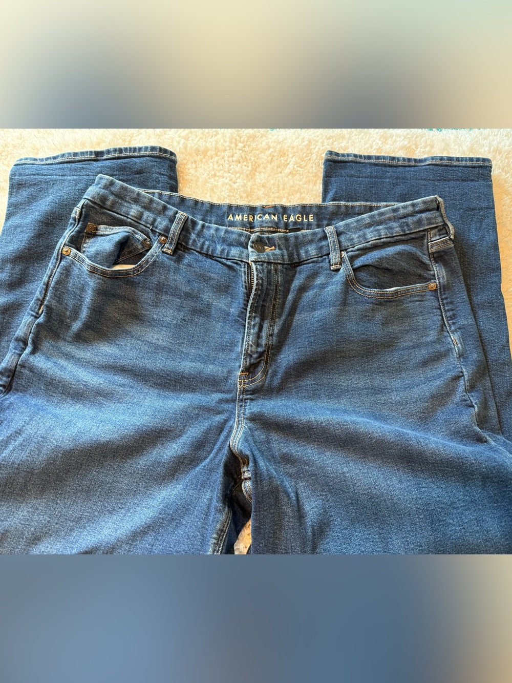 American Eagle Outfitters Women’s Curvy Straight Jeans